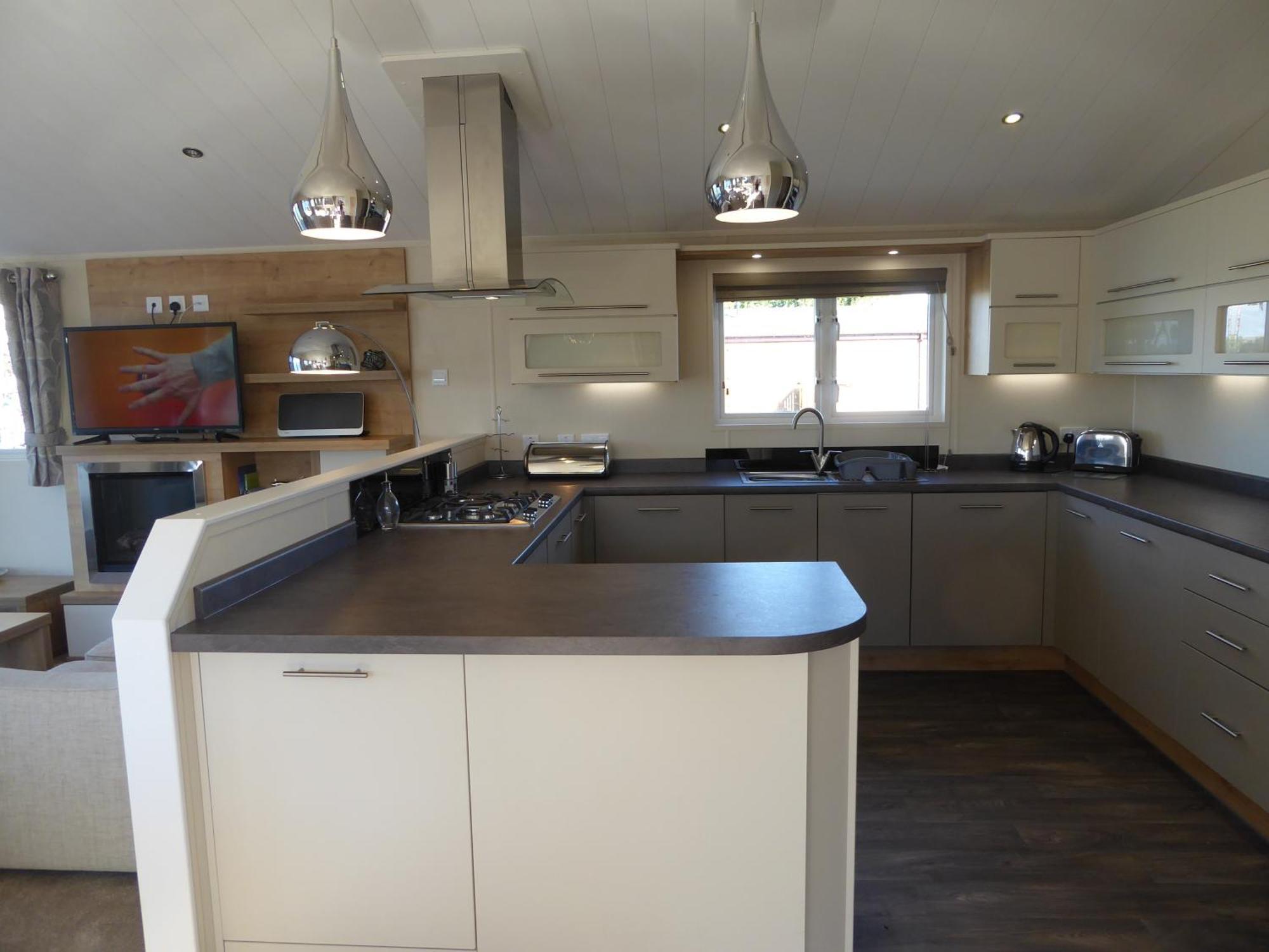 Fable Lodge Tattershall Lakes - Luxury Lakeside Lodge With Hot Tub Esterno foto