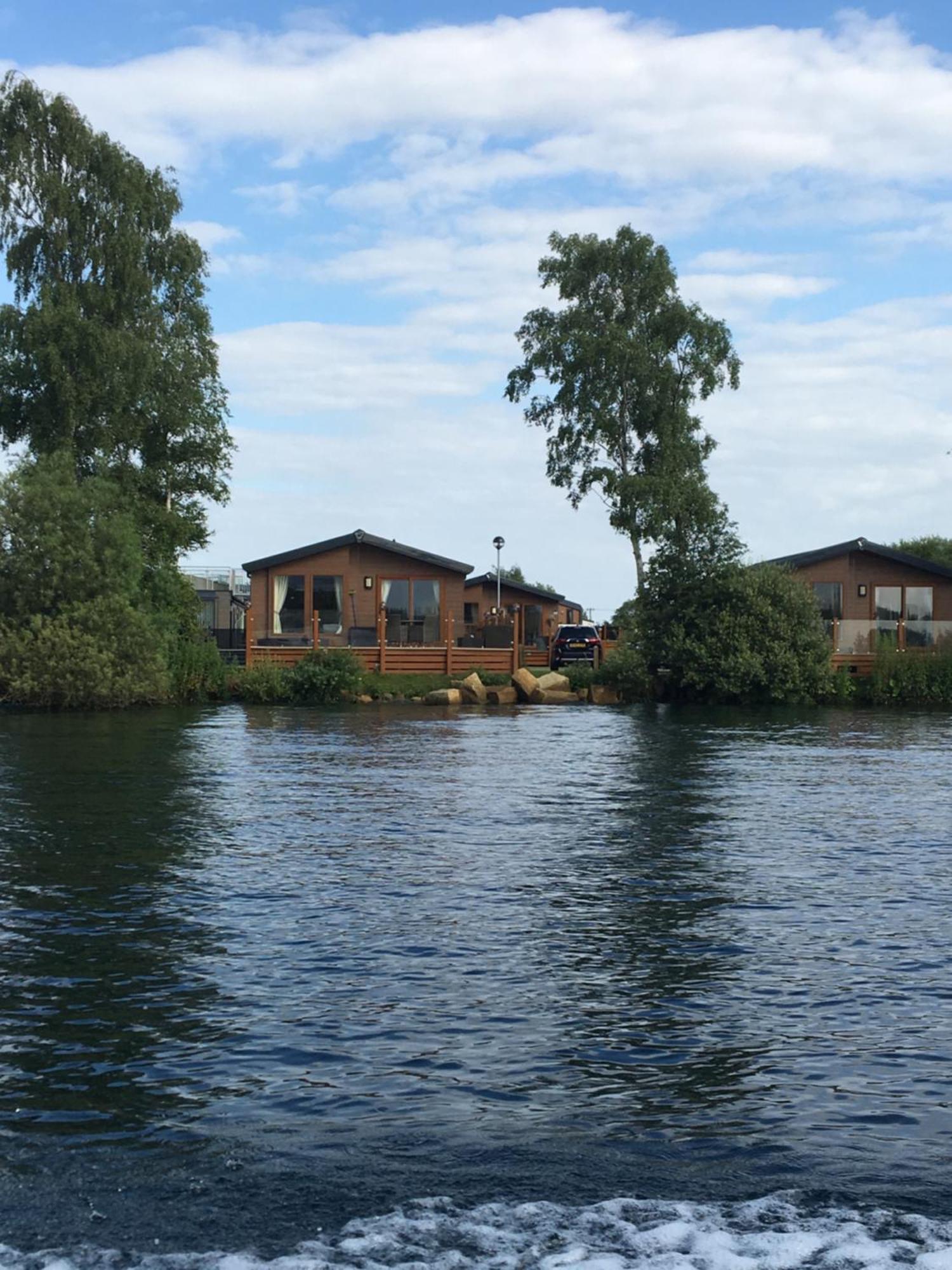 Fable Lodge Tattershall Lakes - Luxury Lakeside Lodge With Hot Tub Esterno foto