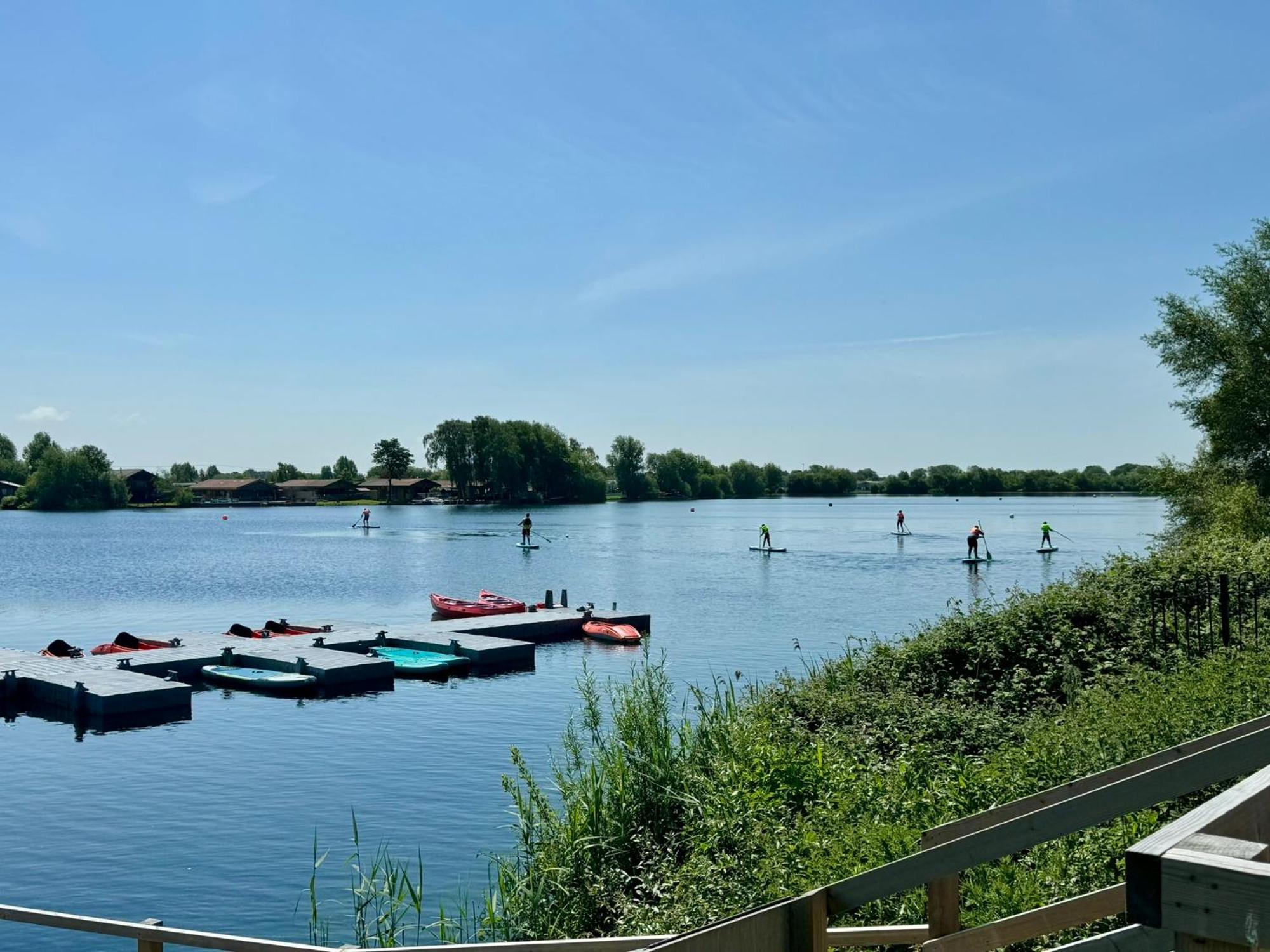 Fable Lodge Tattershall Lakes - Luxury Lakeside Lodge With Hot Tub Esterno foto