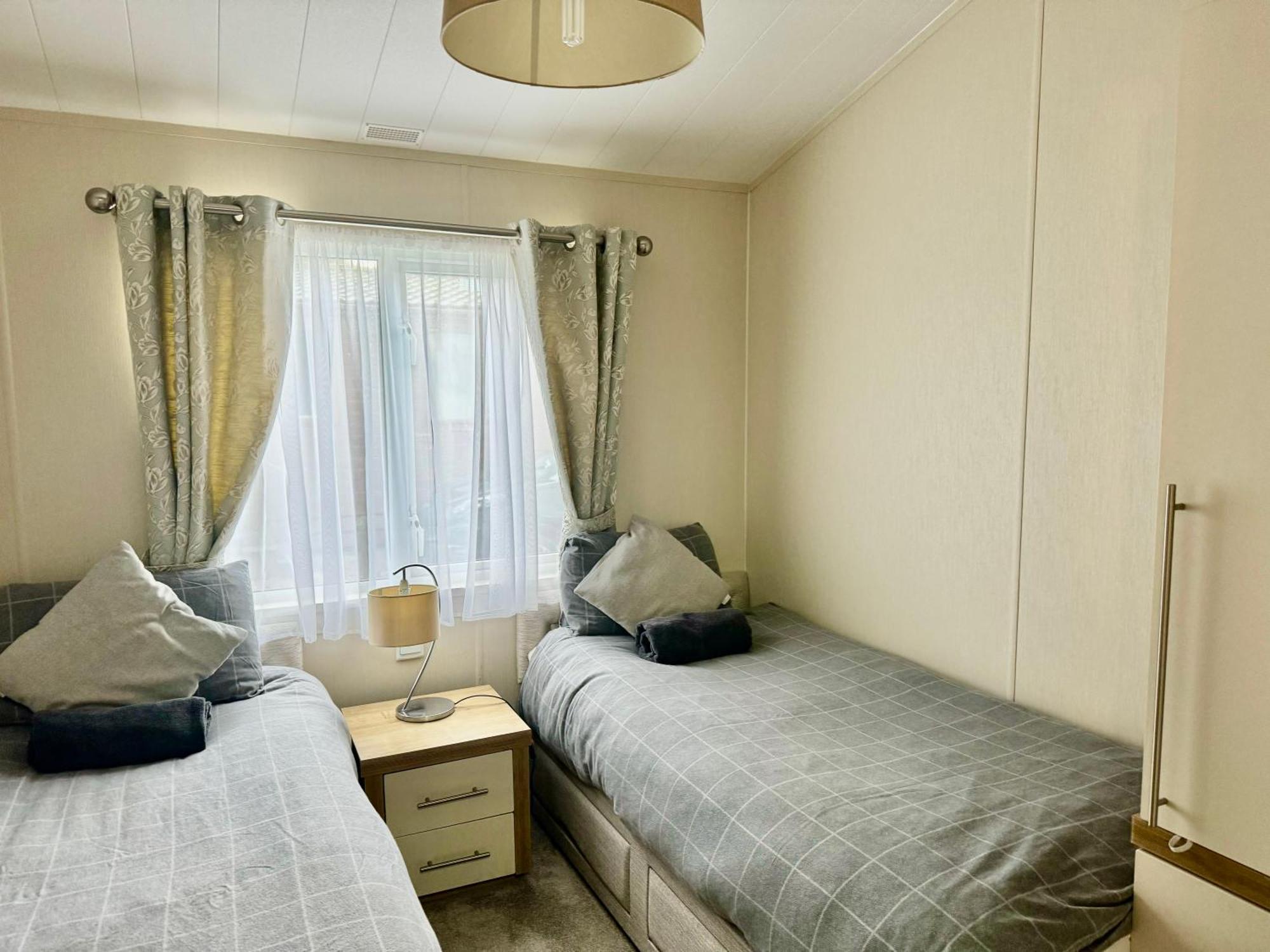 Fable Lodge Tattershall Lakes - Luxury Lakeside Lodge With Hot Tub Esterno foto